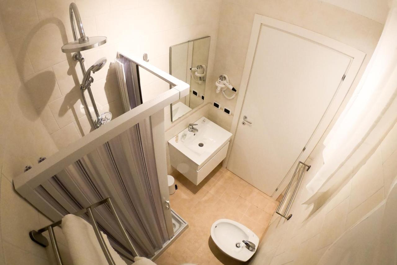 Soave Rooms Napoli Esterno foto