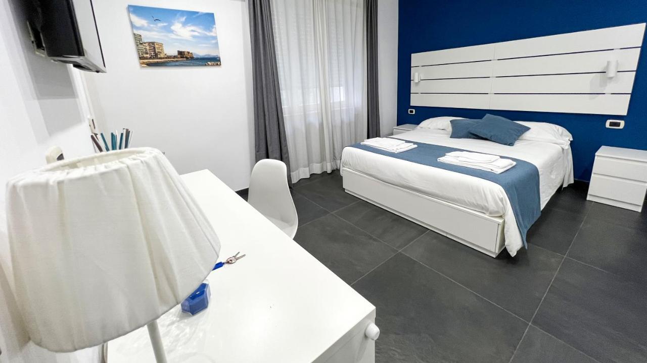 Soave Rooms Napoli Esterno foto