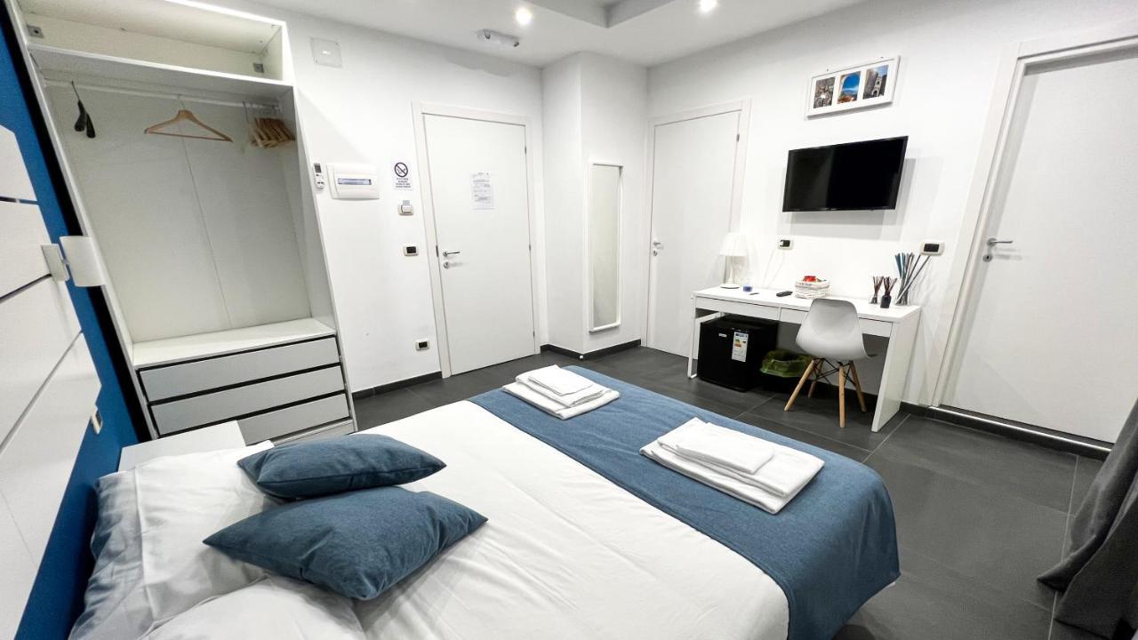 Soave Rooms Napoli Esterno foto