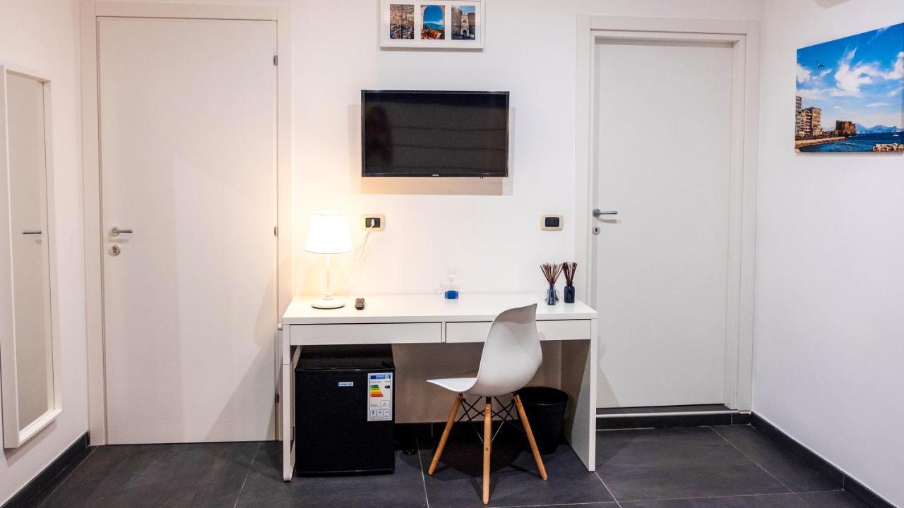 Soave Rooms Napoli Esterno foto